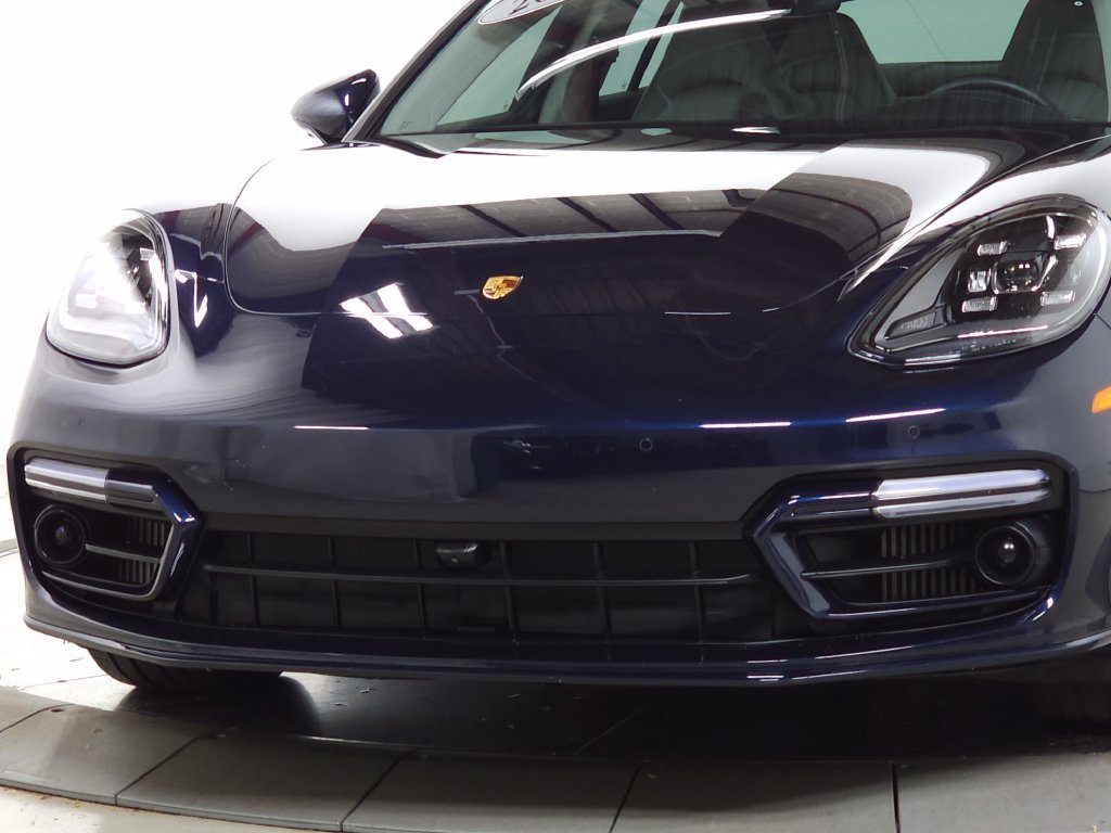 Used 2022  Porsche 4S image 12