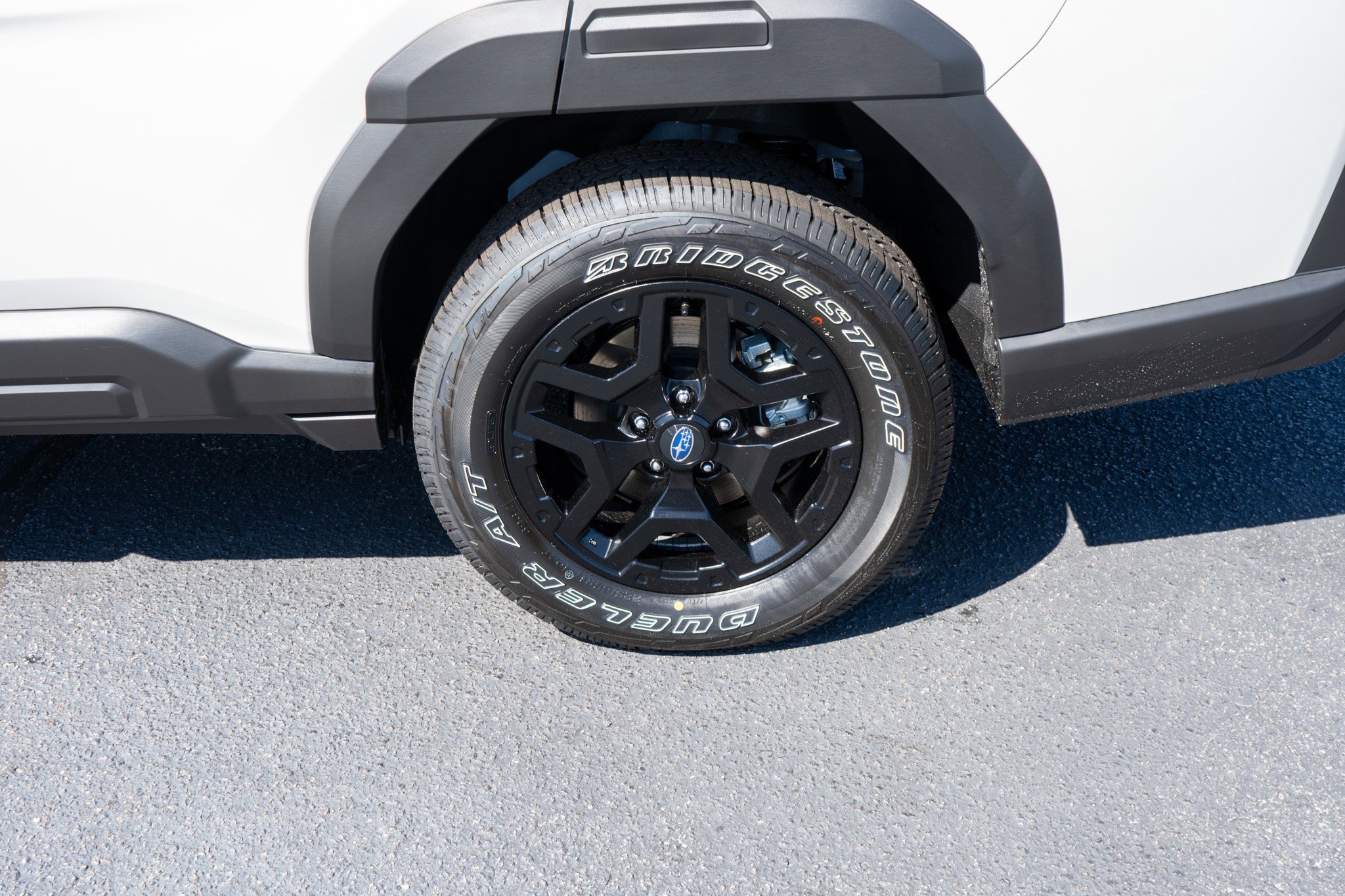 New 2026 CRYSTAL WHITE PEARL Subaru Wilderness image 11