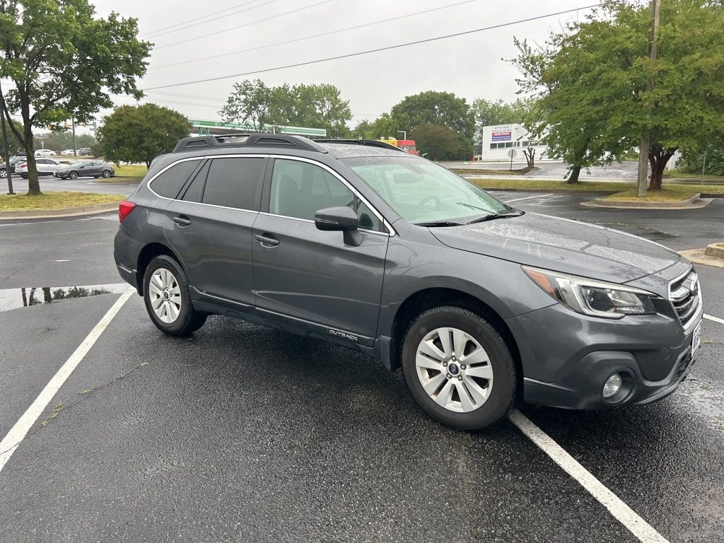 2019 Subaru Outback 2.5i Premium's photo