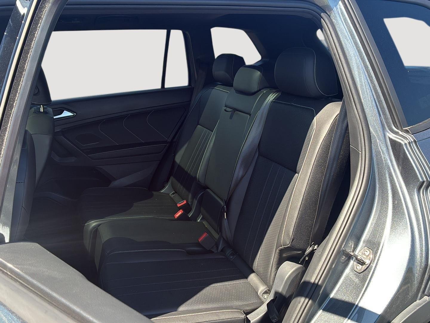 Used 2024 Platinum Gray Metallic Volkswagen SE R-Line Black image 5