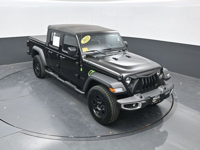 2023 Jeep Gladiator Sport's photo