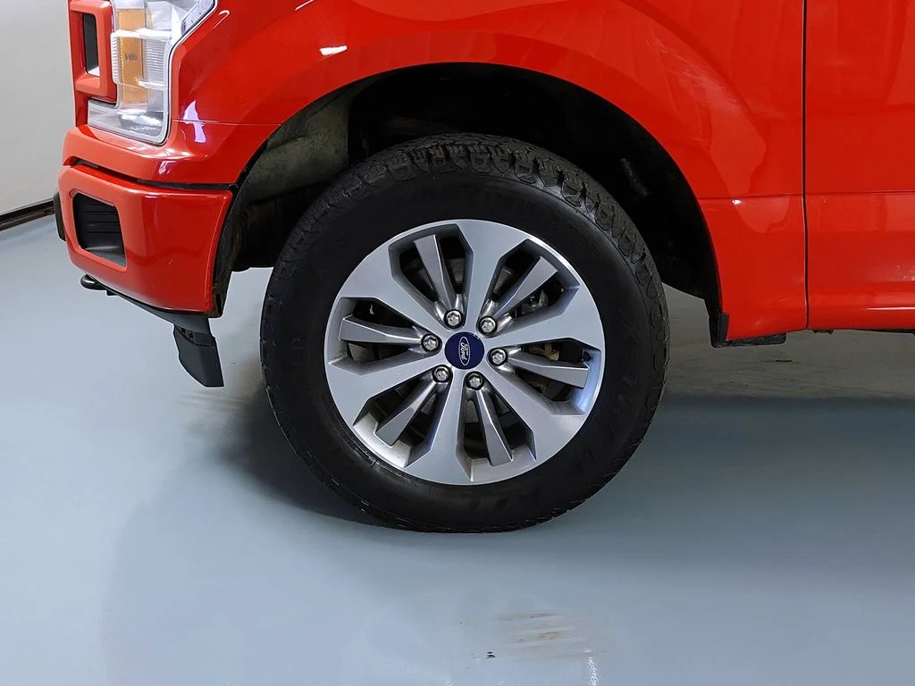 Used 2018 Red Ford XL image 8
