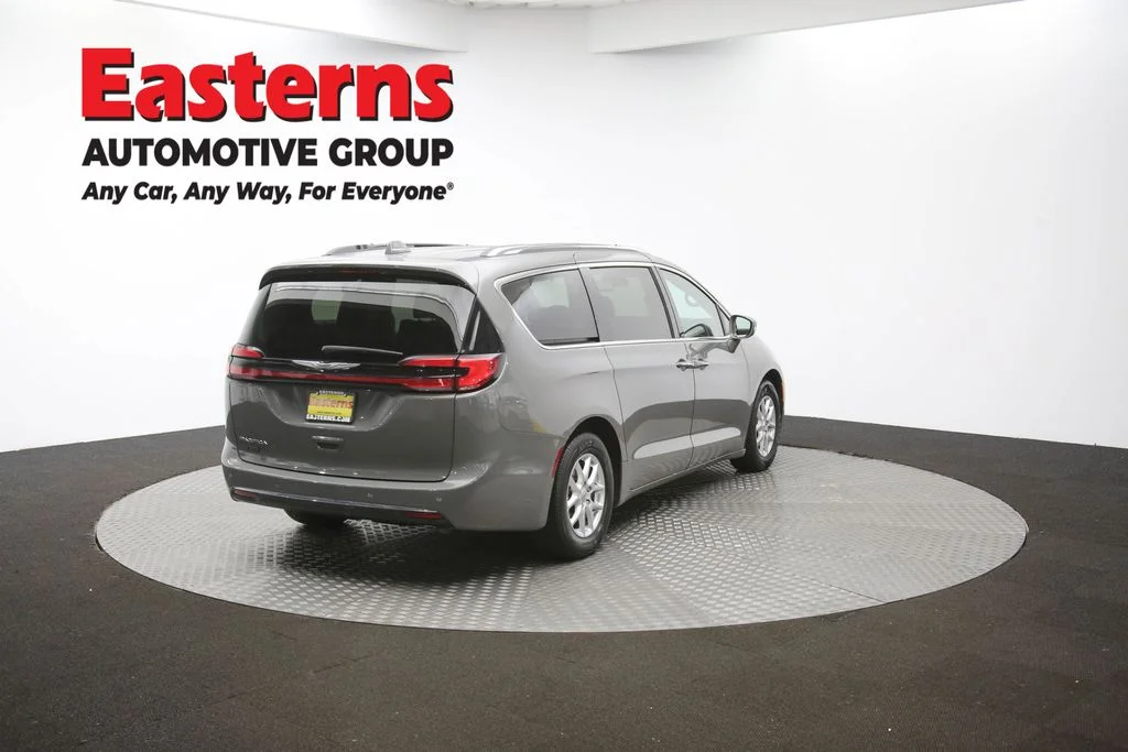 Used 2021 Gray Chrysler Touring L image 39