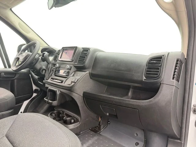 Used 2025 White Ram Base image 14
