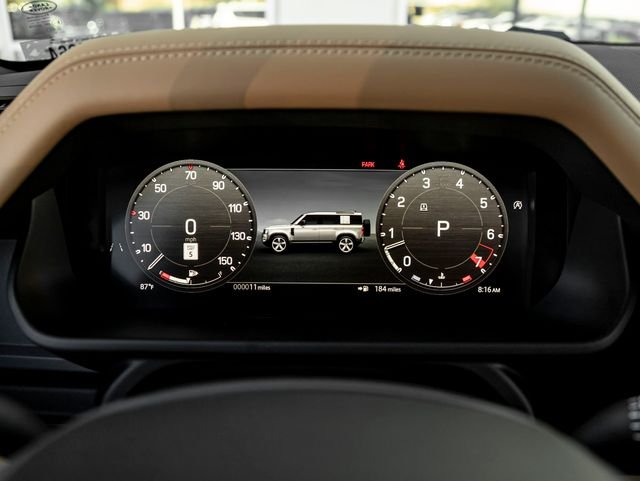 New 2026 Santorini Black Land Rover X-Dynamic SE image 18