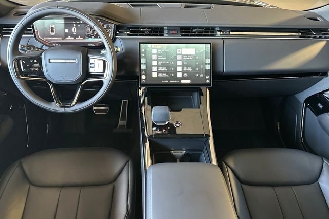 New 2026 Santorini Black Land Rover Dynamic SE image 12