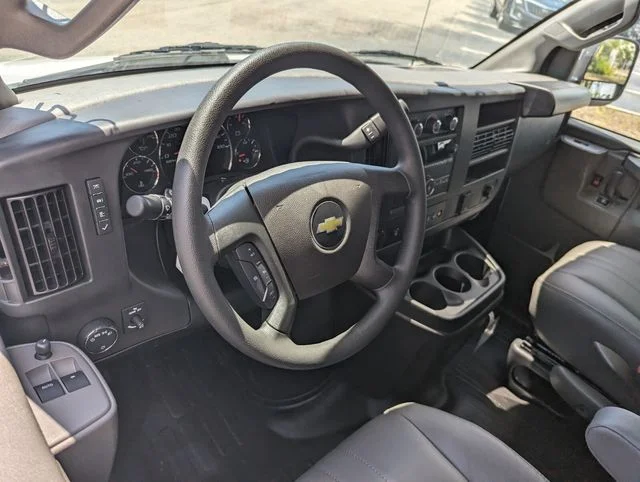 2025 Chevrolet Express Cargo Work Van - Photo 26