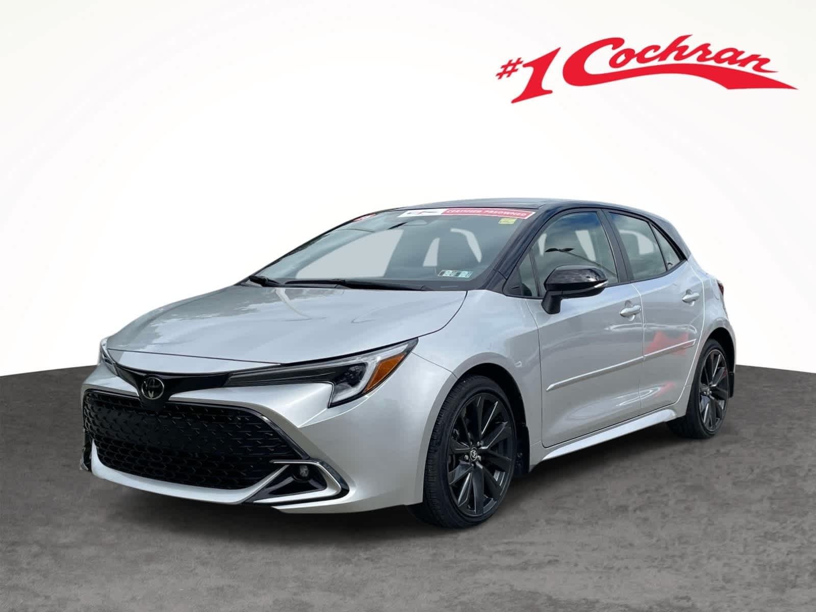 Used 2025 Classic Silver Metallic/Midnight Black Metallic Toyota XSE image 16