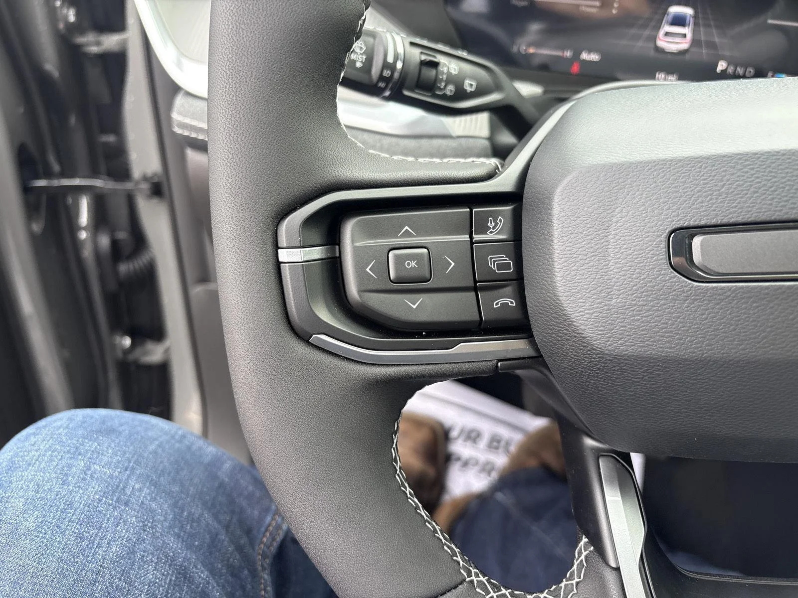 New 2026 Sting-Gray Clearcoat Jeep Laredo image 18