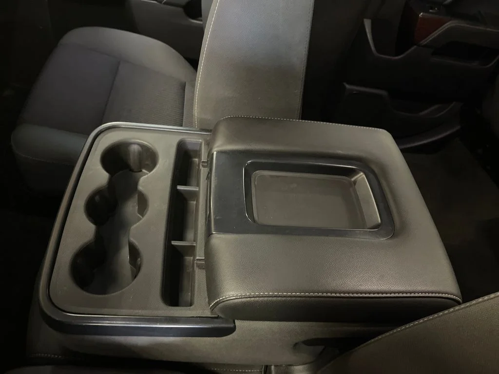 Used 2016 Silver GMC SLE image 26