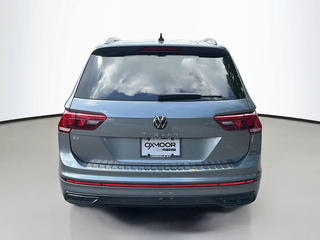 Used 2023 Platinum Gray Metallic Volkswagen SE R-Line Black image 6