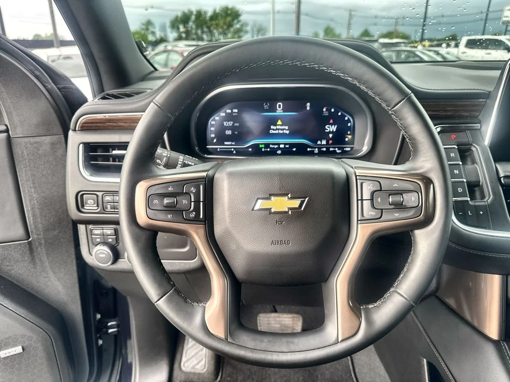 Used 2024 Blue Chevrolet High Country image 14