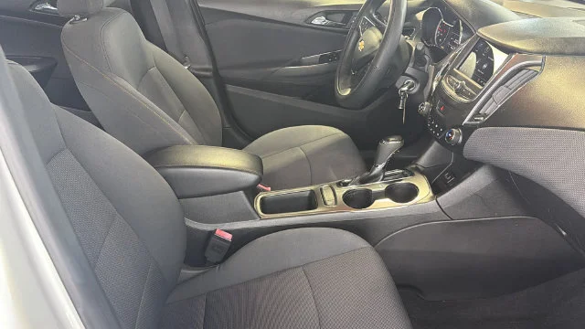 Used 2019 White Chevrolet LS image 12