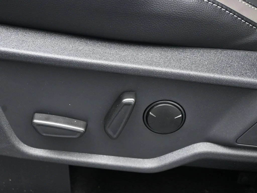 New 2026 Shadow Black Ford Outer Banks image 10