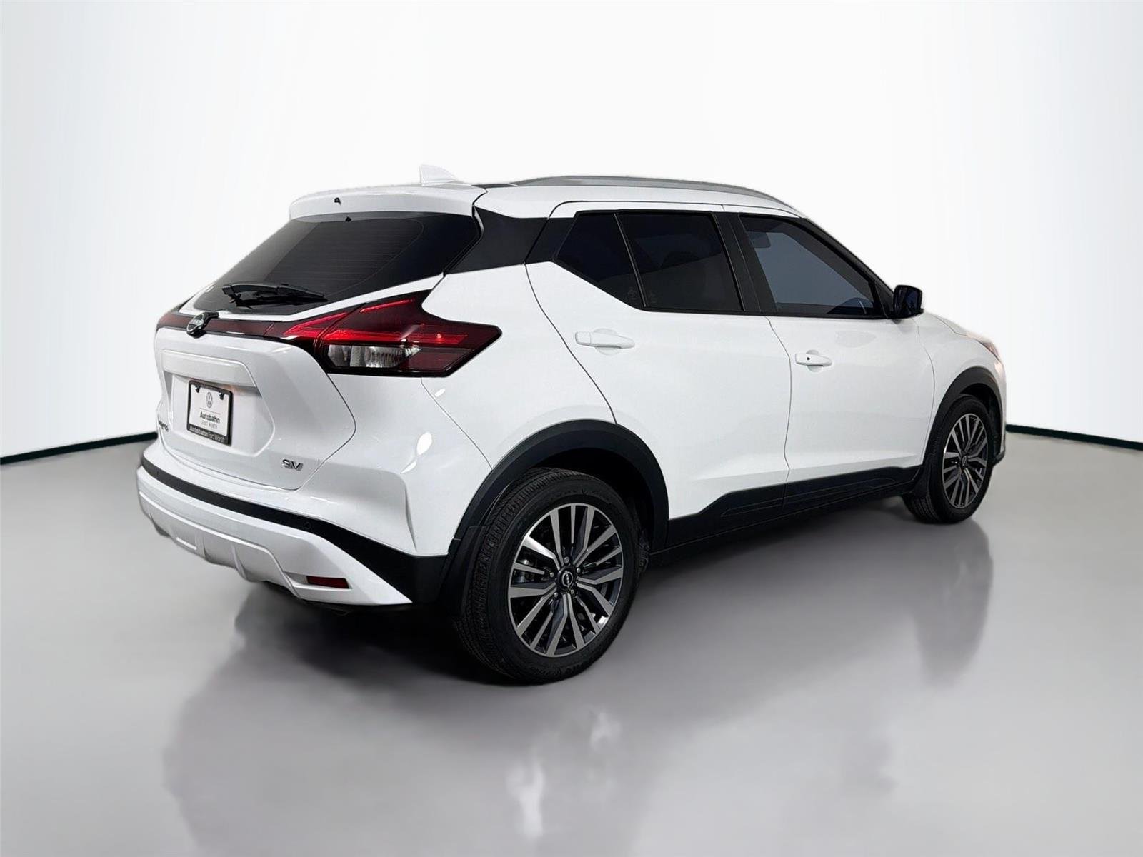 Used 2023 Fresh Powder Nissan SV image 5