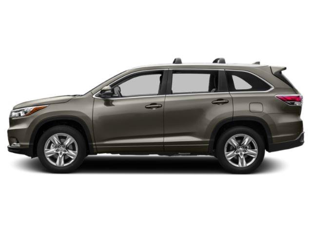 Used 2015  Toyota Limited image 3
