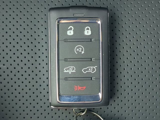 New 2026 High Gloss Black Exterior Paint Jeep Summit Reserve image 38