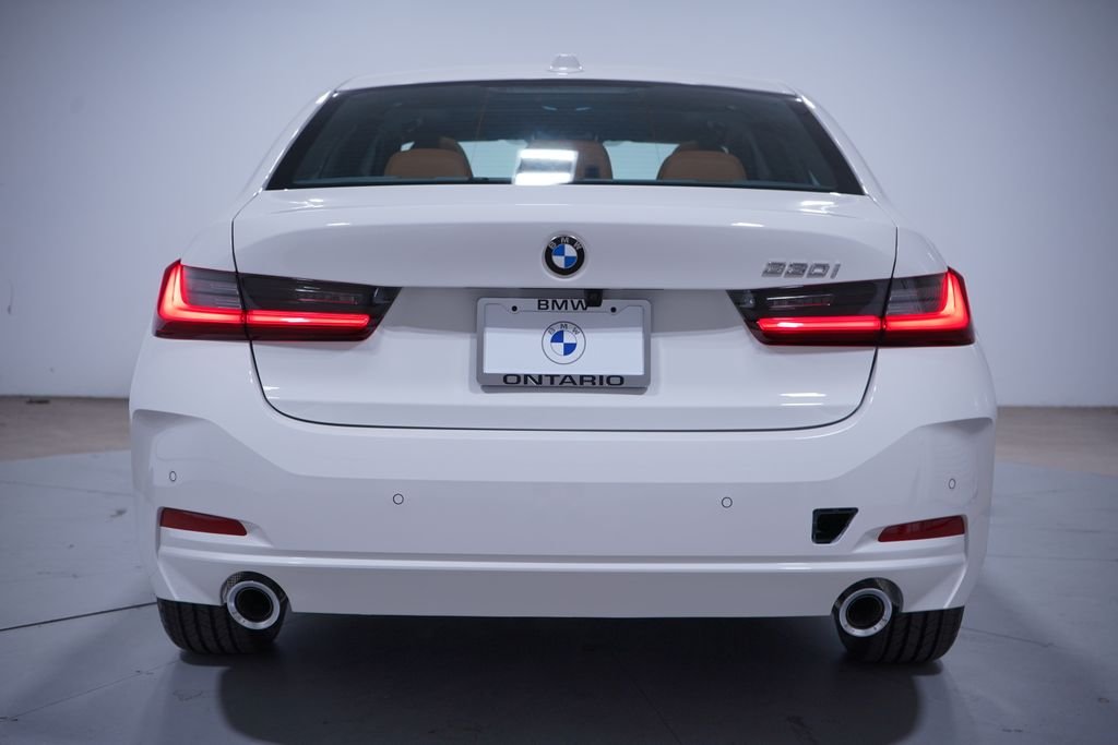 New 2026 Alpine White BMW 330i image 5