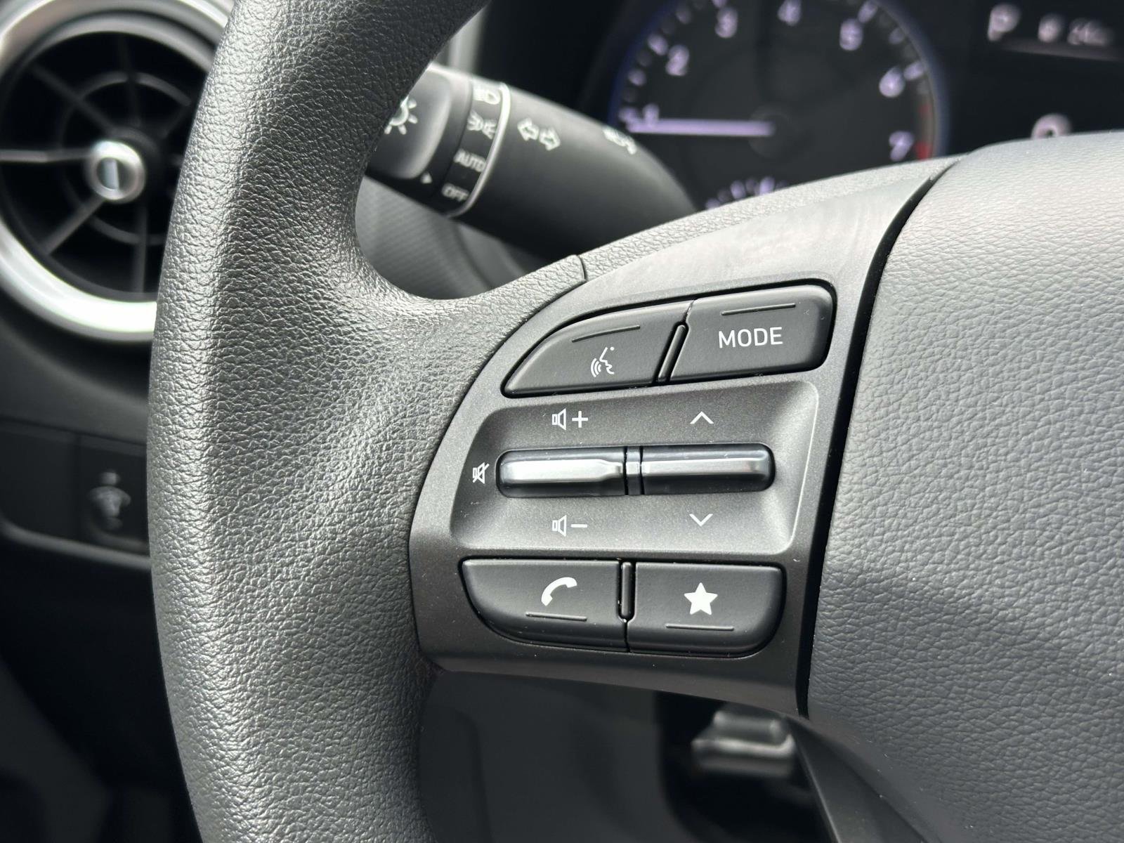 2023 Hyundai Kona SEL - Photo 25