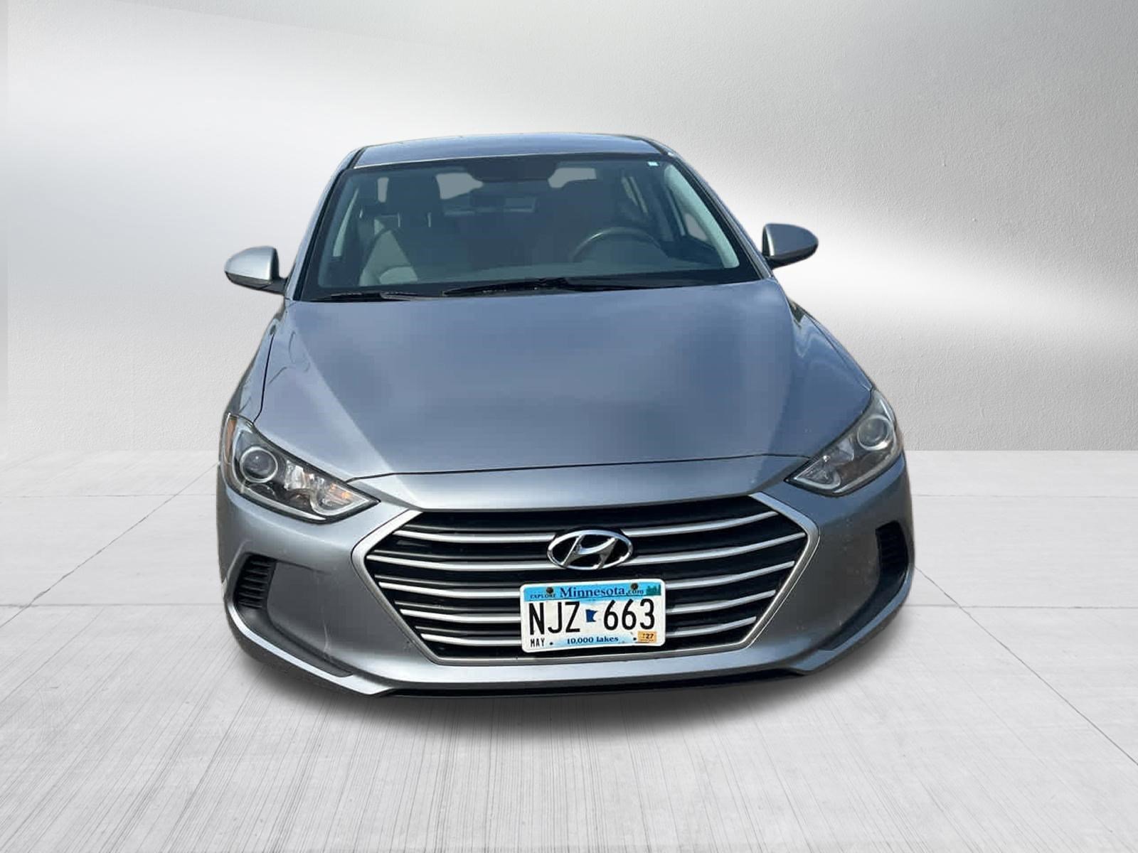 Used 2017 Hyundai Elantra SE with VIN 5NPD84LF5HH024035 for sale in Golden Valley, Minnesota