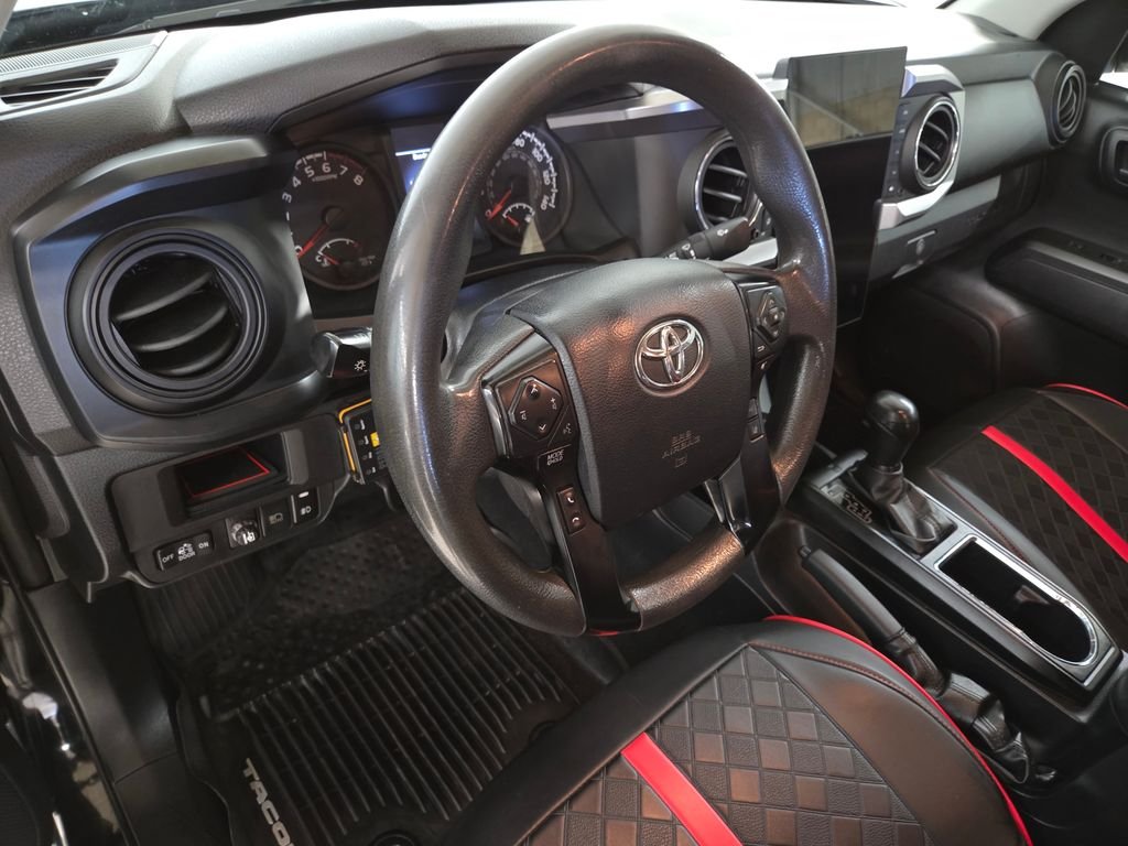 Used 2018 Black Toyota SR image 19