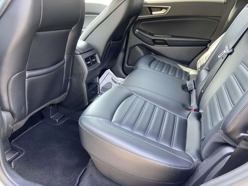 Used 2024 Oxford White Ford SEL image 10