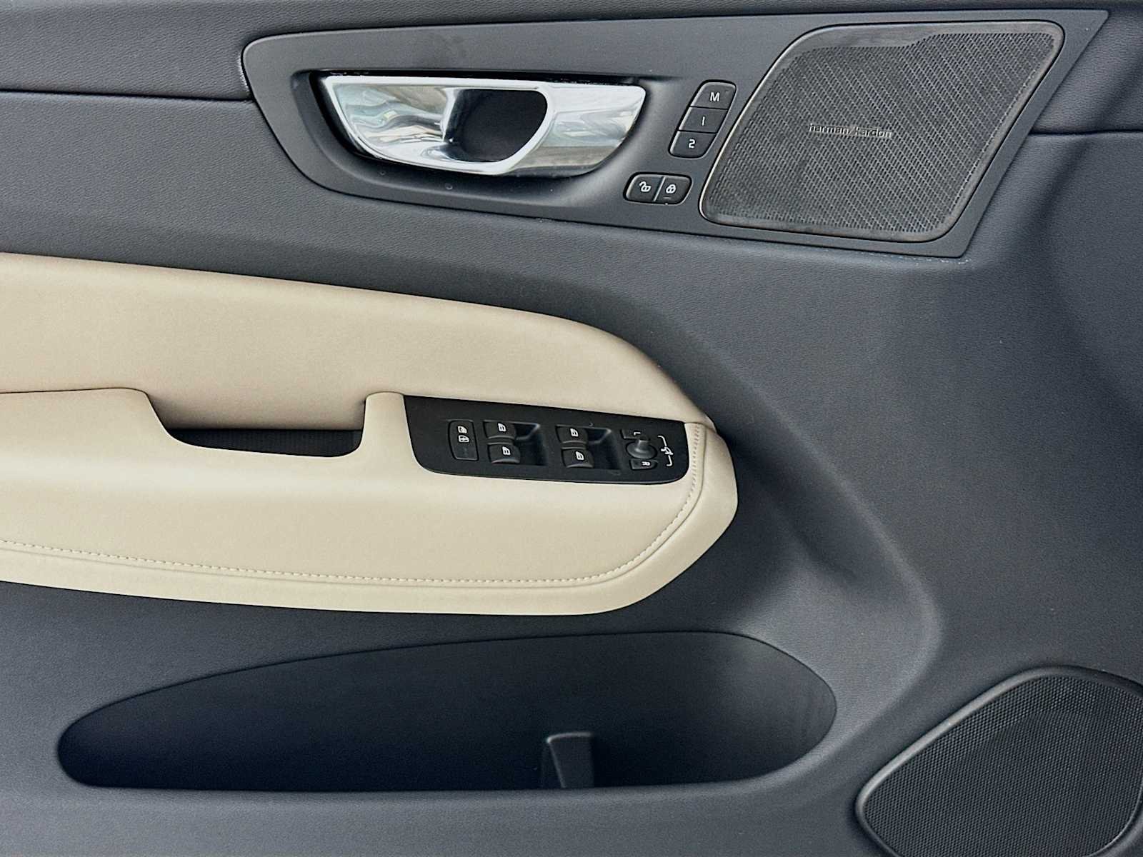 New 2026 Vapour Grey Volvo Plus image 16