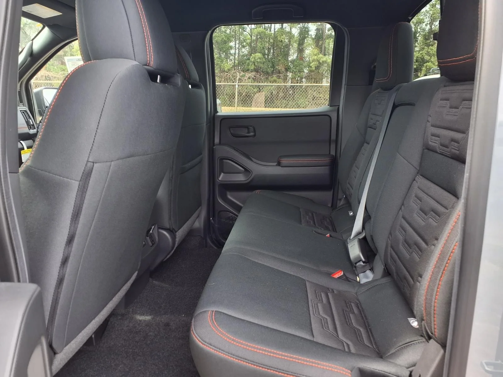 2026 Nissan Frontier Crew Cab PRO-4X® - 9