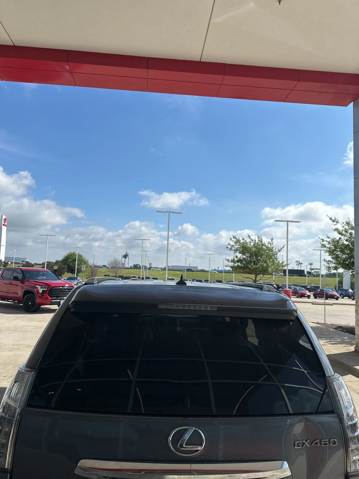 Used 2015 Gray Lexus 460 image 8