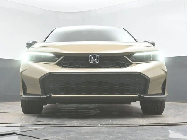 New 2026 Sand Dune Pearl Honda FWD Touring Hybrid image 46