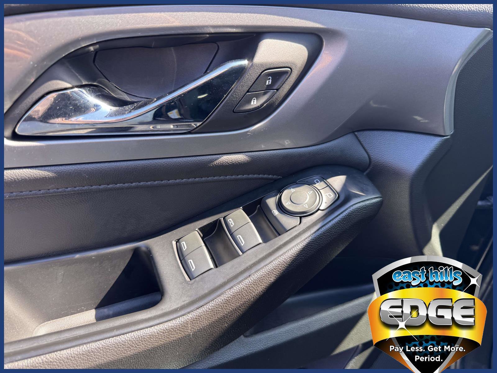 2023 Chevrolet Traverse 1LT - Photo 12