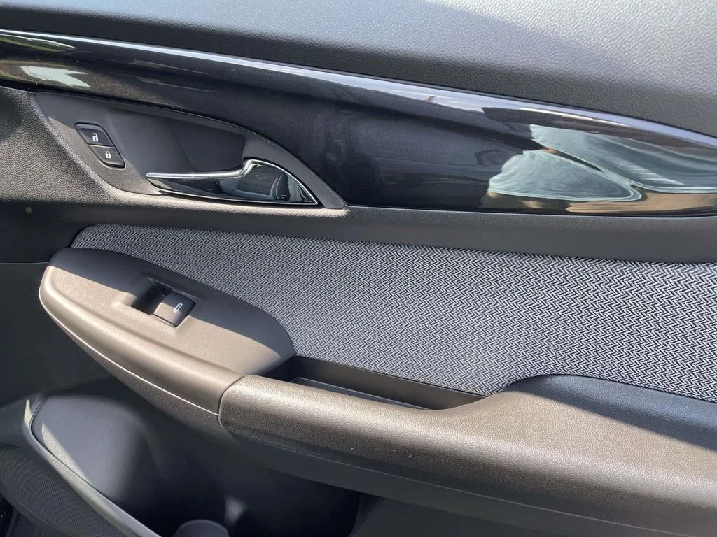 New 2026 Mosaic Black Metallic Chevrolet LT image 8