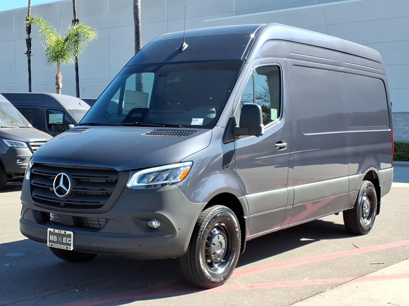 2026 Mercedes-Benz Sprinter 2500 144 WB HO's photo