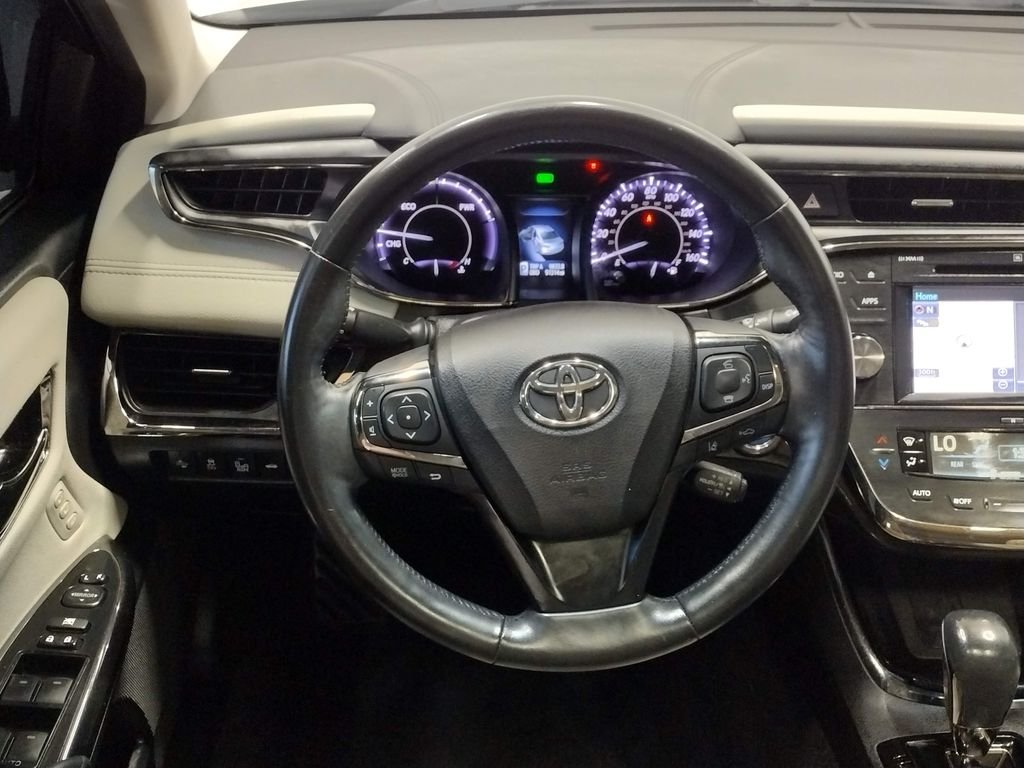 Used 2018 Silver Toyota Limited image 37
