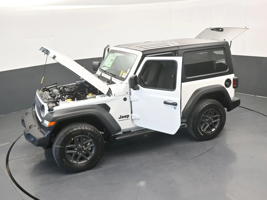 New 2026 Bright White Clear-Coat Exterior Paint Jeep Sport image 52