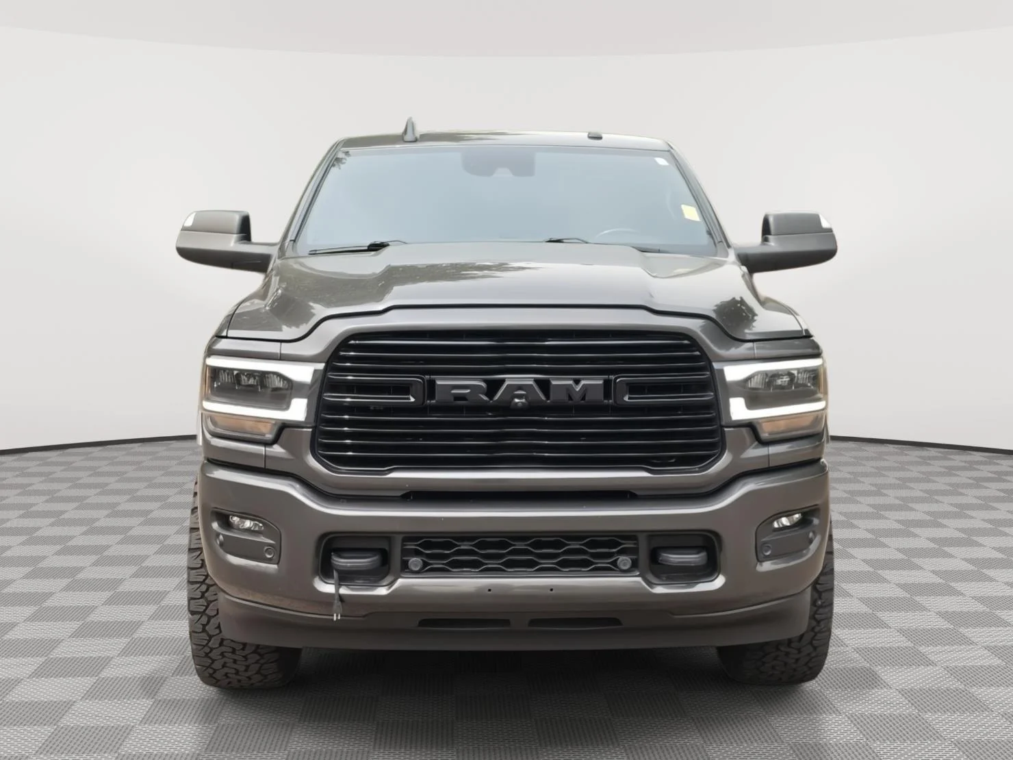 Used 2021 Granite Crystal Metallic Clearcoat Ram Laramie image 2