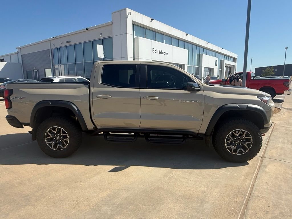 Used 2024 Sand Dune Metallic Chevrolet ZR2 image 2