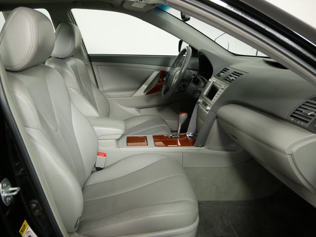 Used 2011 Black Toyota XLE w/ Extra Value Pkg image 16