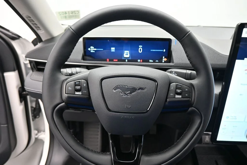 New 2026 Star White Metallic Tri-coat Ford Select image 14