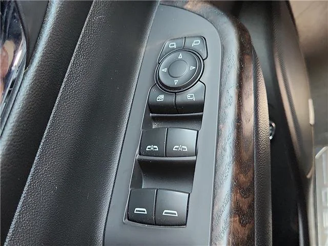 Used 2020 Black GMC Denali All-wheel Drive image 17