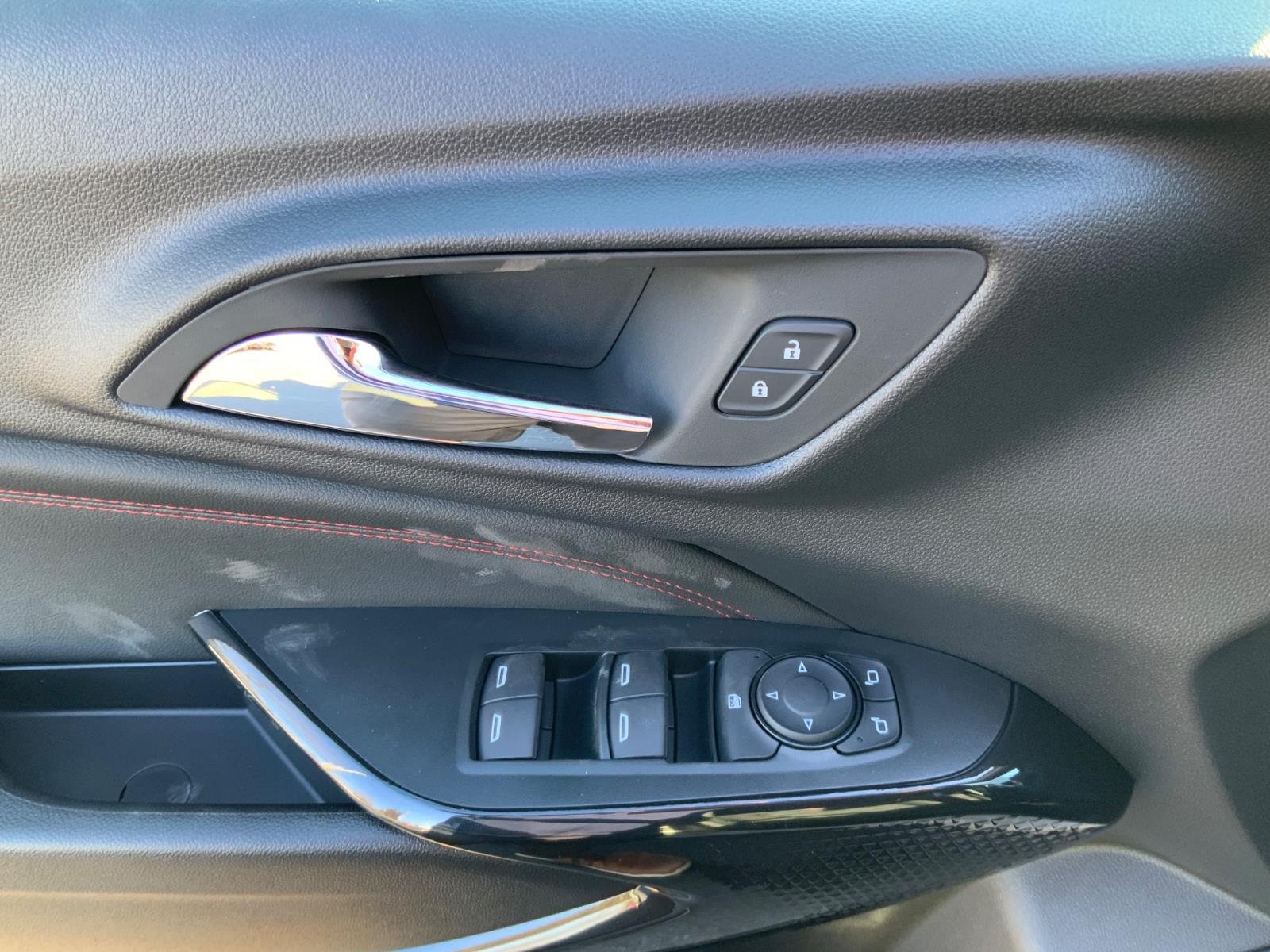 2026 Chevrolet Trax RS - Photo 28