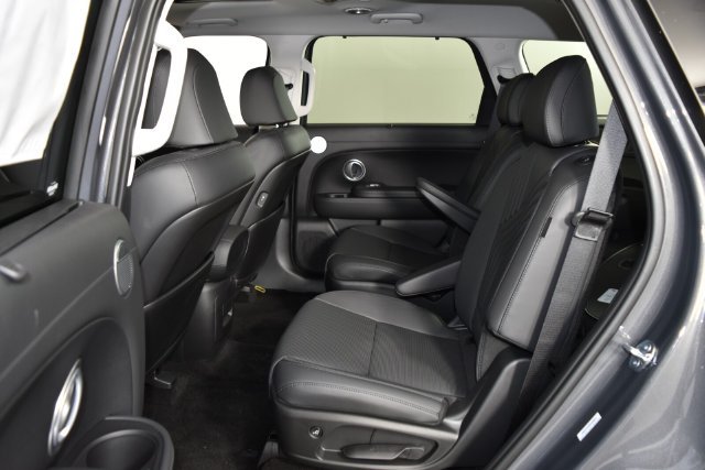 New 2026 Gray Hyundai SEL Premium AWD image 32
