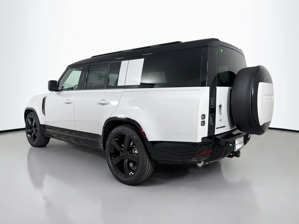 New 2026 Borasco Grey Land Rover X-Dynamic SE image 7