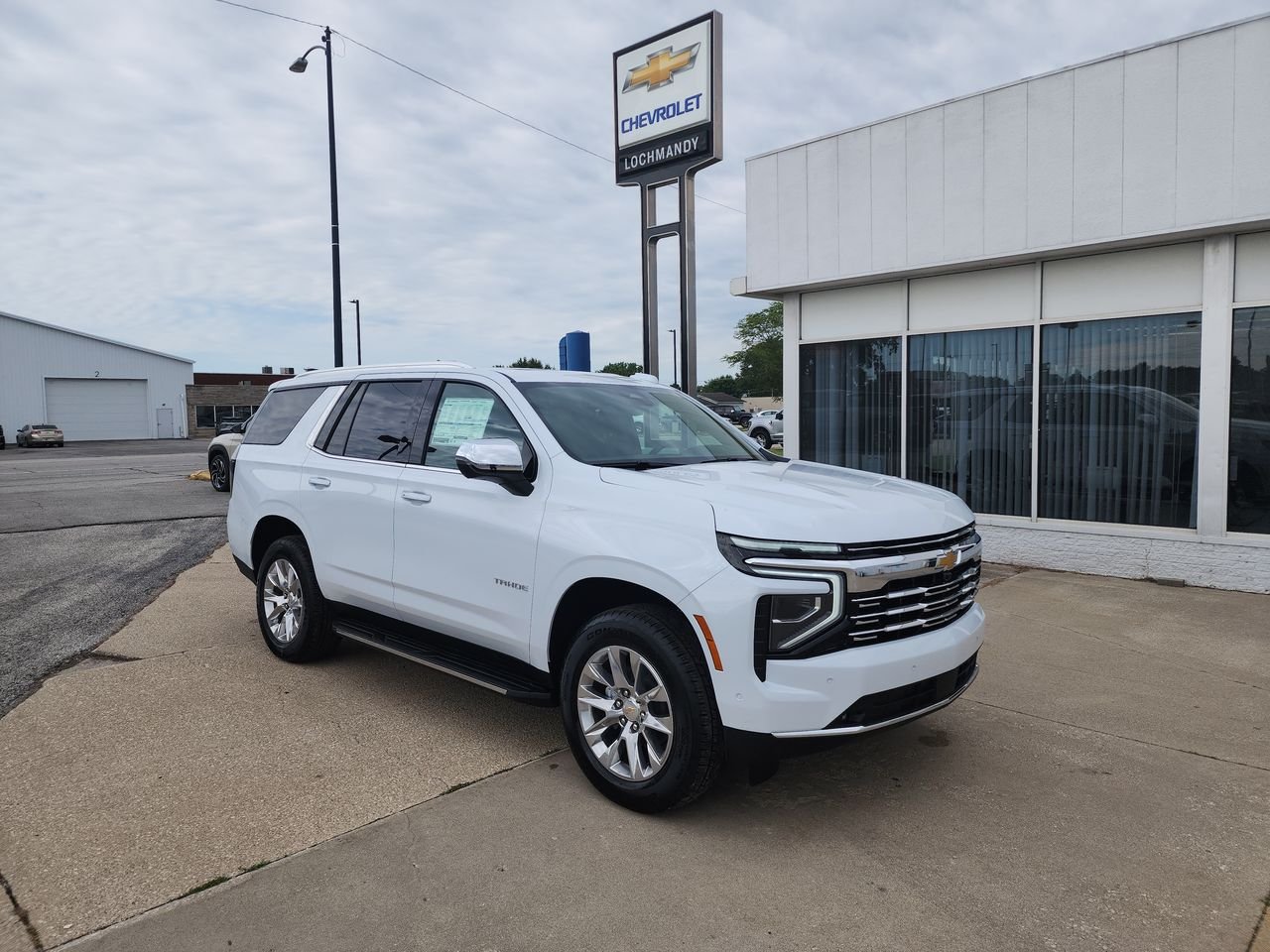 New 2026 Polar White Tricoat Chevrolet Premier image 2