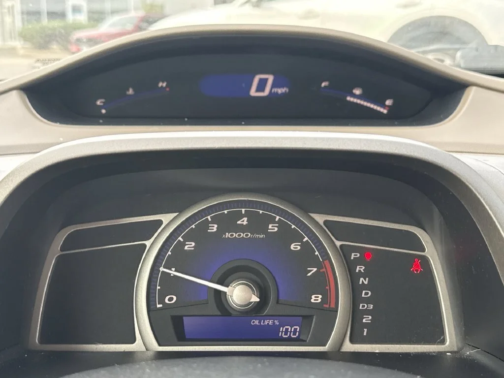 Used 2008 White Honda LX image 15