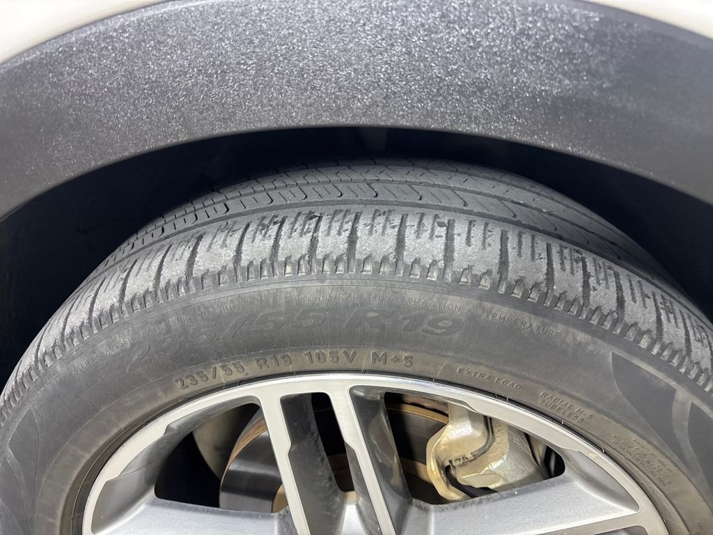 Used 2019 White Hyundai Limited image 15