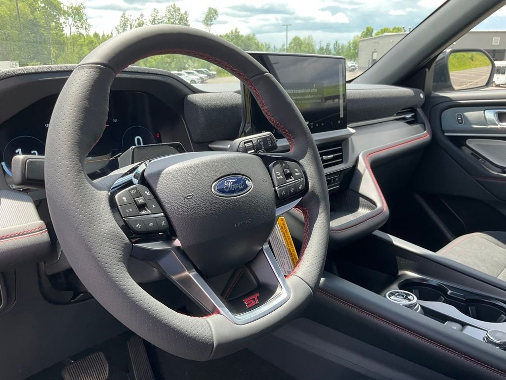 New 2026 Agate Black Metallic Ford ST image 17