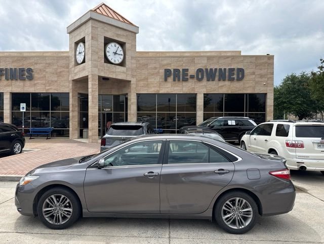 2017 Toyota Camry 2.5 Auto SE's photo