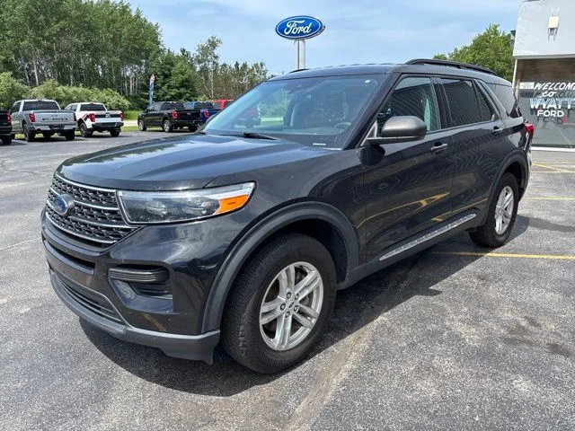 Used 2023 Black Metallic Ford XLT image 3