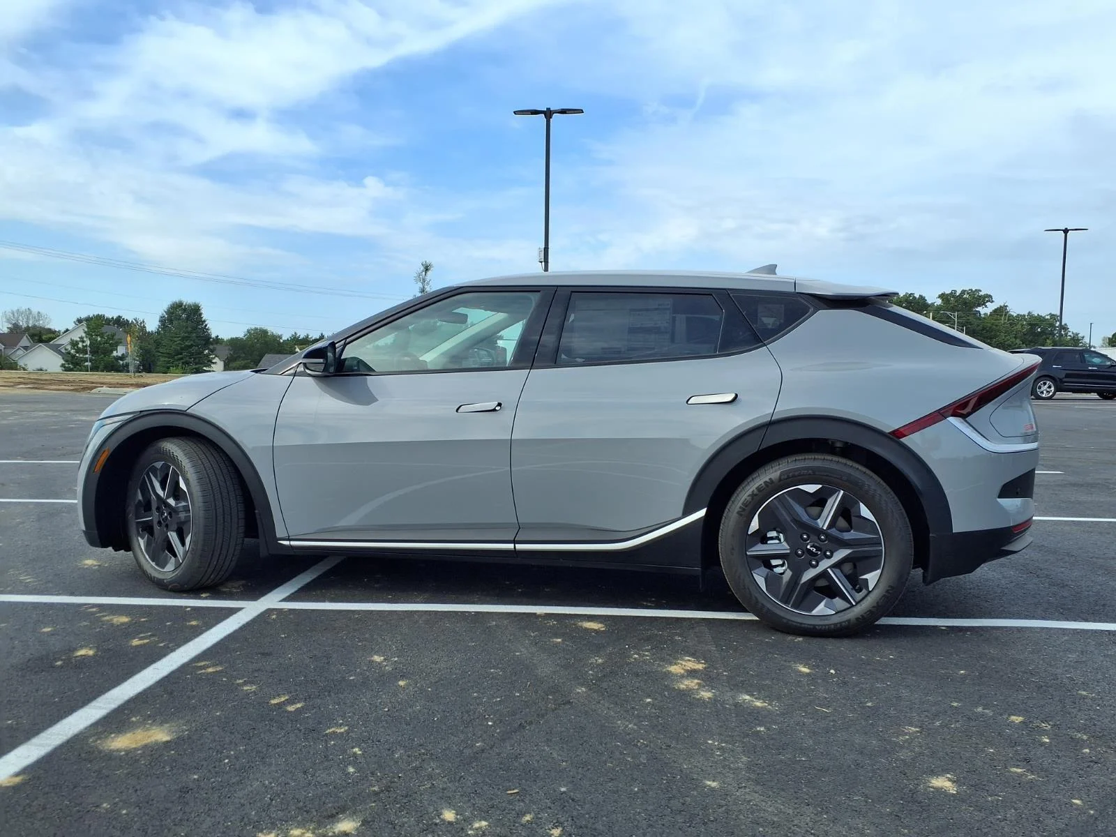 New 2026 Wolf Gray Kia LIGHT image 22